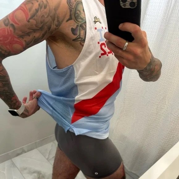 Tracksmith 2022 Chicago Marathon Edition Van Cortlandt Running Race Singlet RARE - Picture 4 of 5